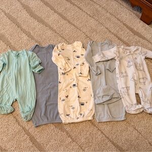 Newborn Sleepers and Gowns Set